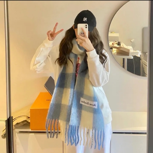 Acne Studios Scarf - Picture 1 of 3